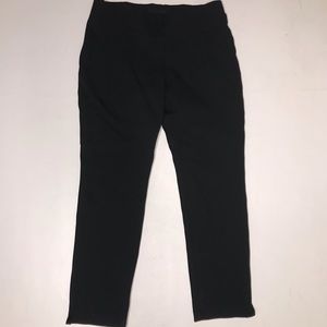 Chicos Black Pull On Ankle Pants size 0
